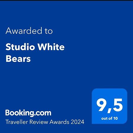 Studio White Bears Akureyri Exterior photo